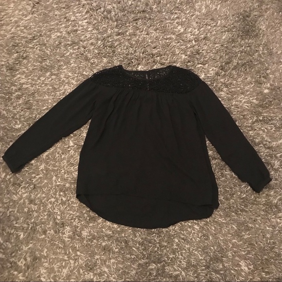 LOFT black high low shirt. - Picture 3 of 5